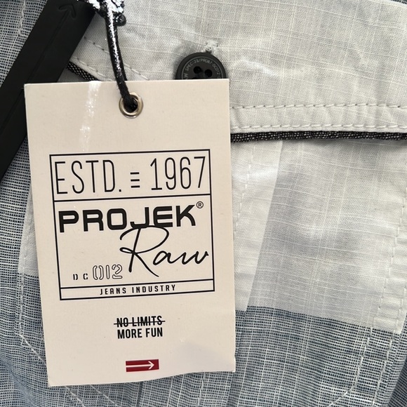 ProJek Button Down Shirt (2X) - Picture 7 of 9